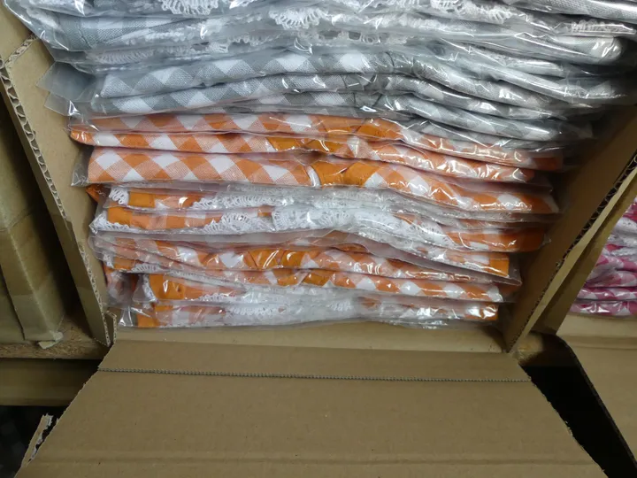 Konvolut Weste LENA m. Spitze orange und grau, Gr. L
